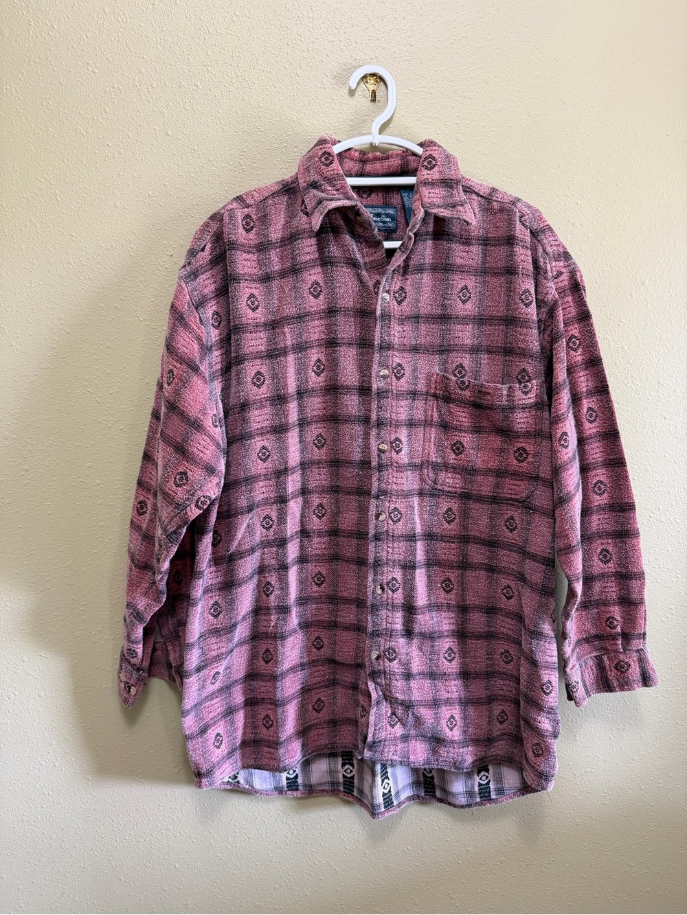 Redish pink Plaid Button-Up Shirt